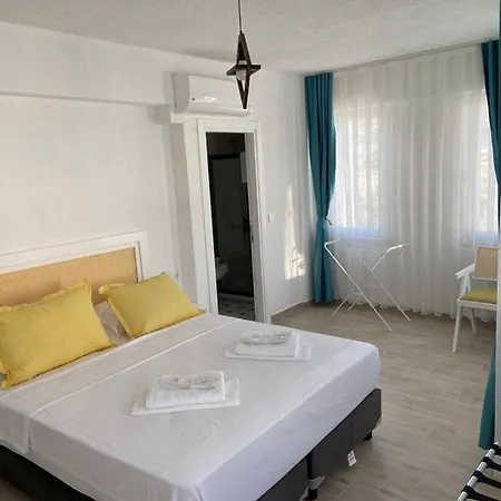 Vina Garden Hotel Tenedos