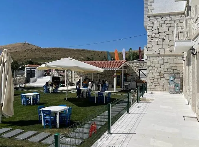 Vina Garden 博兹贾阿达岛