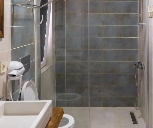 Vina Garden 博兹贾阿达岛